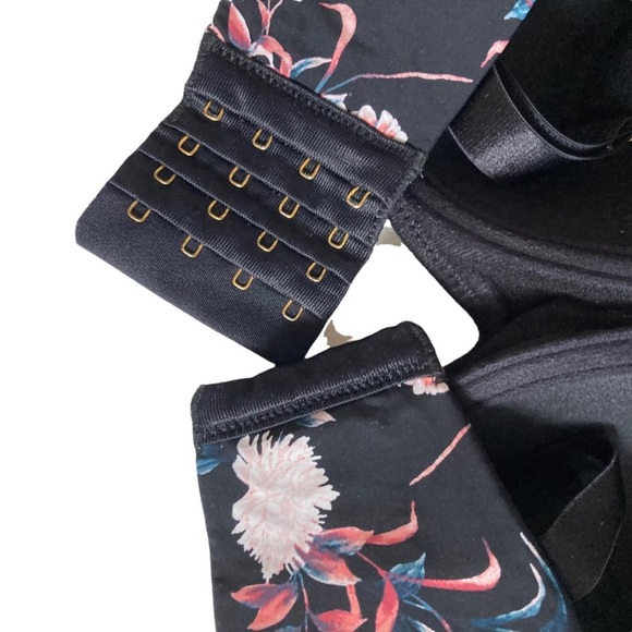 38 E bra. - Picture 3 of 5